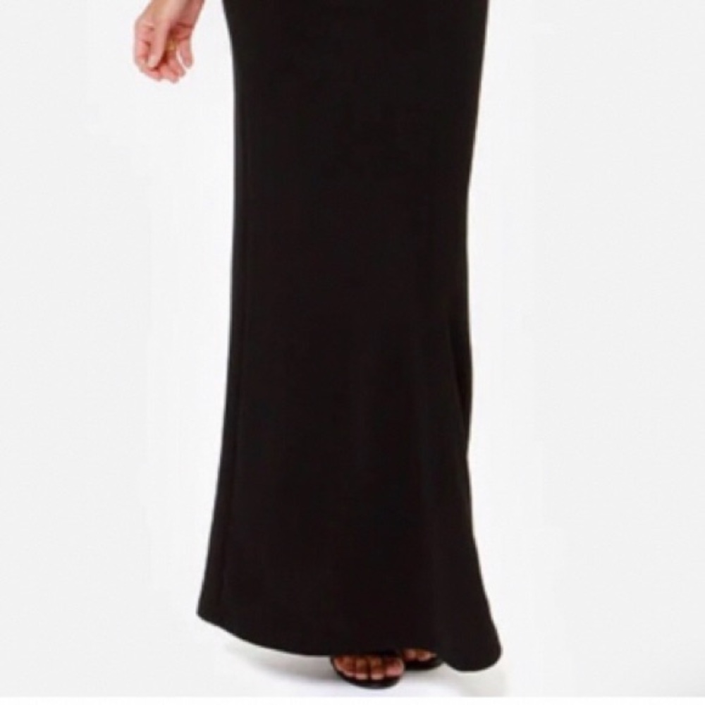 LULU’S • LASTING IMPRESSIONS • Elegant Black Maxi Evening Dress - Picture 5 of 13